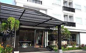 Methavalai Residence Bangkok 3*